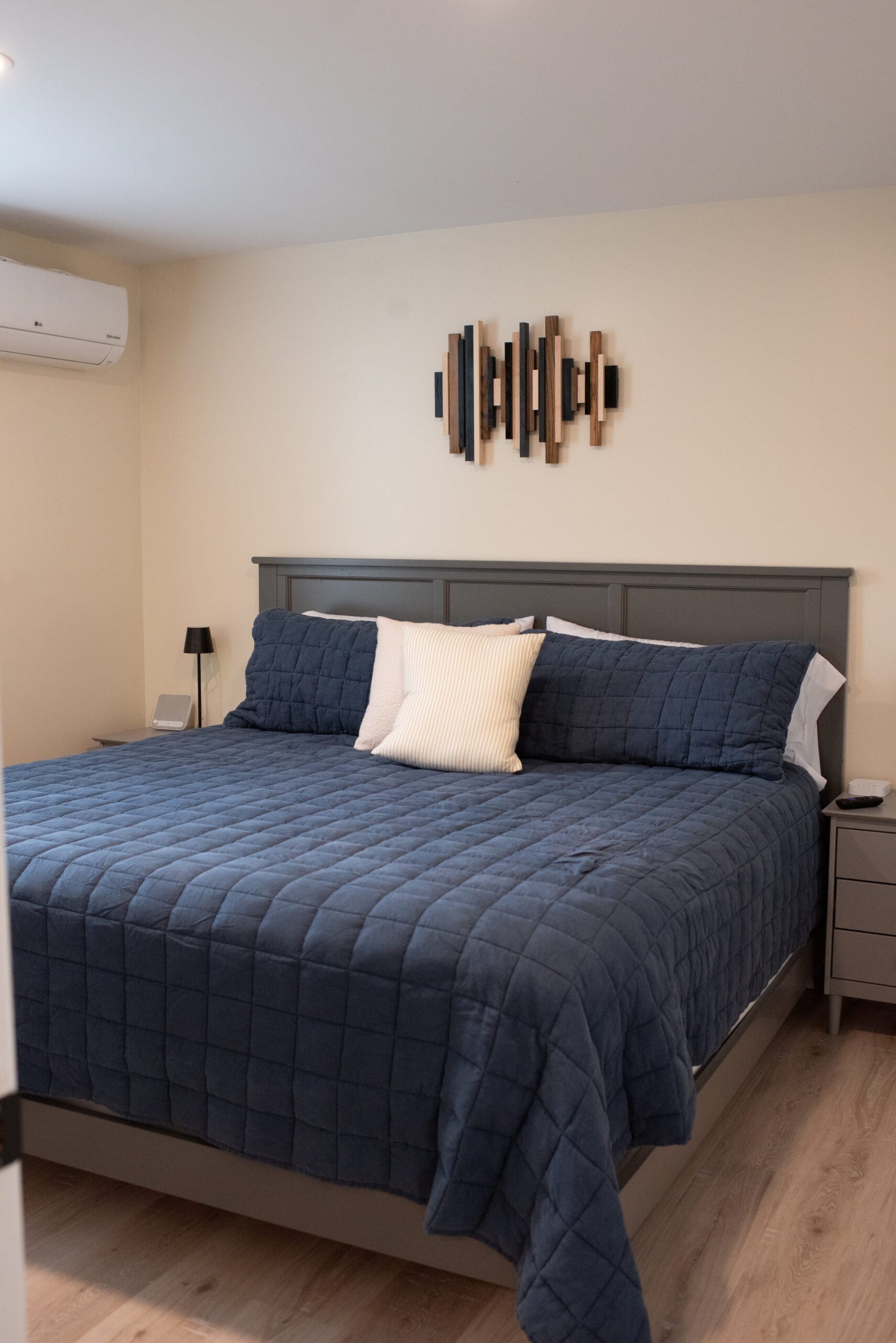 Hubbs Cellar Coffee and Wine Bistro Hubbs Cellar Coffee and Wine Bistro